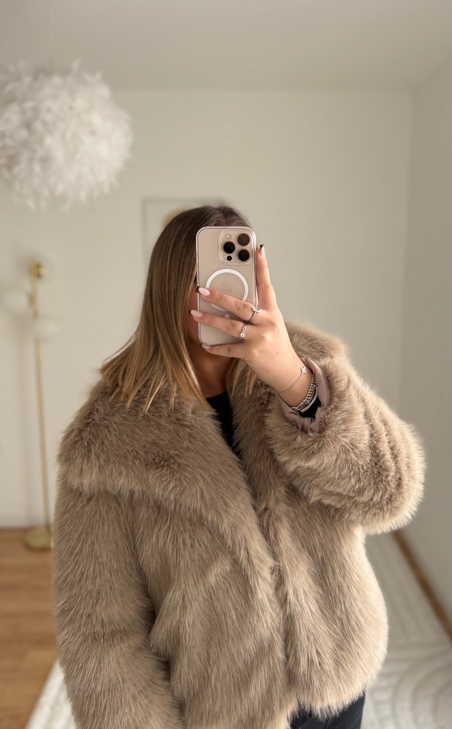 Fourrure beige - manche longue