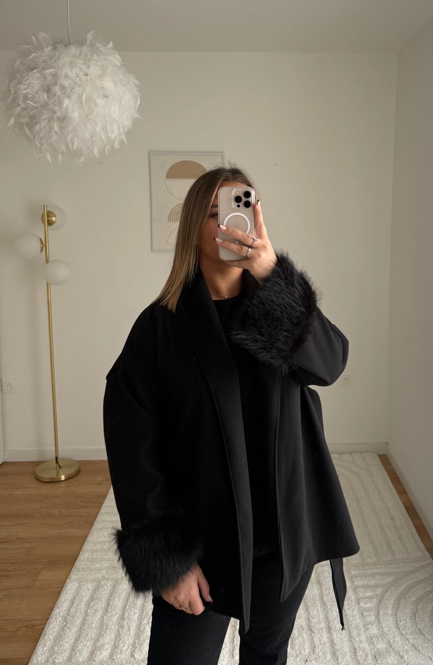 Manteau manche fourrure 🖤